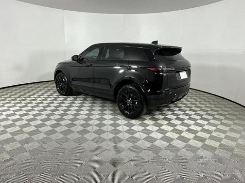 2025 Land Rover Range Rover Evoque Core S