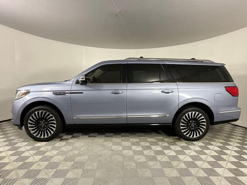 Chroma Crystal Blue 2021 Lincoln Navigator Black Label