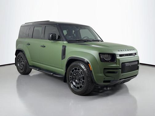 Narvik Black 2026 Land Rover Defender P635 OCTA Black