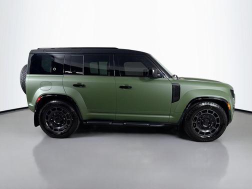 Narvik Black 2026 Land Rover Defender P635 OCTA Black