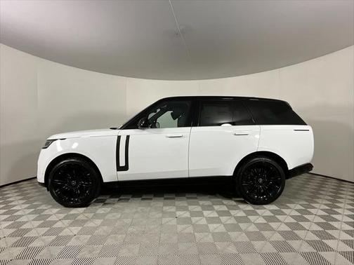 2025 Land Rover Range Rover P530 SE