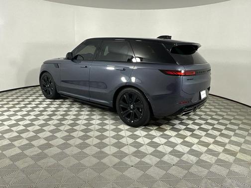 2023 Land Rover Range Rover Sport SE