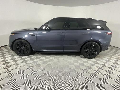 2023 Land Rover Range Rover Sport SE