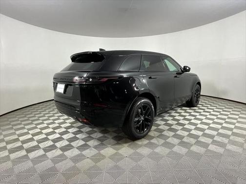 2026 Land Rover Range Rover Velar P250 SE R-Dynamic