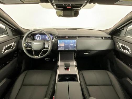 2026 Land Rover Range Rover Velar P400 Dynamic SE