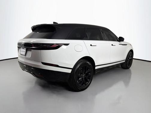 Fuji White 2026 Land Rover Range Rover Velar P400 Dynamic SE