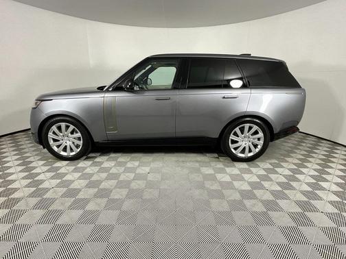 2023 Land Rover Range Rover P400 SE