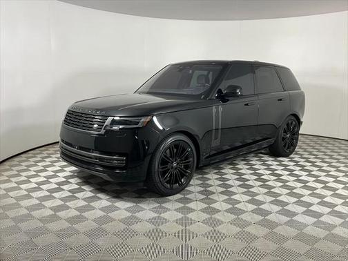 2023 Land Rover Range Rover P530 SE