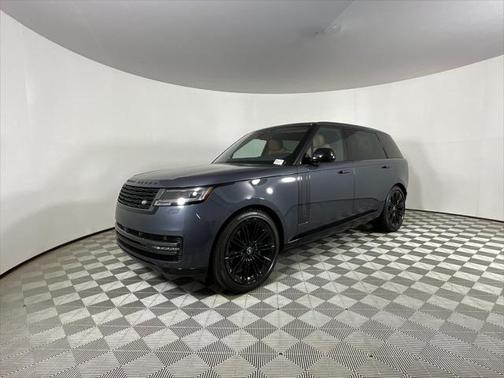 2025 Land Rover Range Rover P400 SE 7 Seat