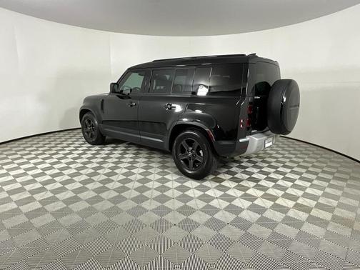 2023 Land Rover Defender 110 S