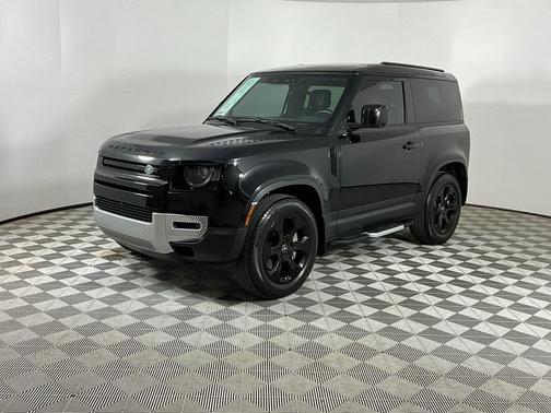 2023 Land Rover Defender 90 SE