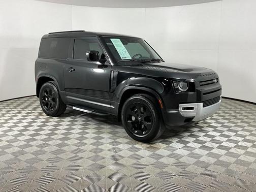 2023 Land Rover Defender 90 SE