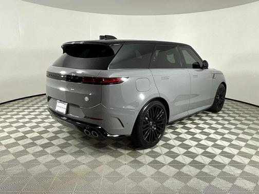 2025 Land Rover Range Rover Sport P635 SV Edition Two