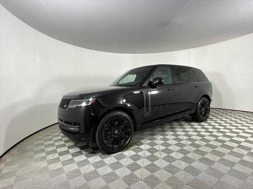 2025 Land Rover Range Rover P530 SE 7 Seat