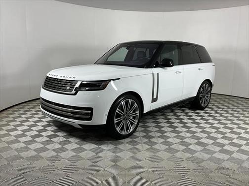 2023 Land Rover Range Rover P530 SE