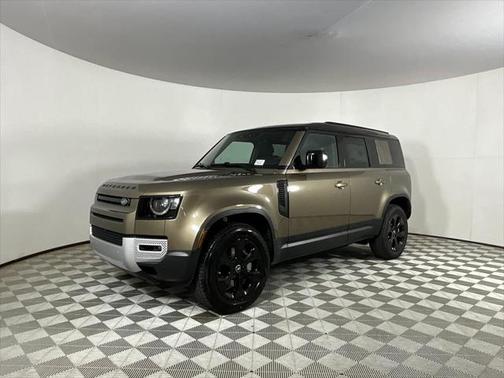 2025 Land Rover Defender 110 P400 S
