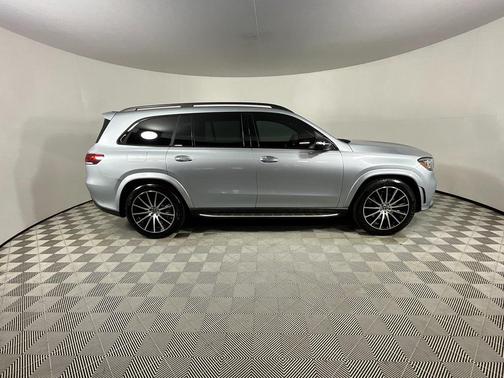 2023 Mercedes-Benz GLS 450 4MATIC