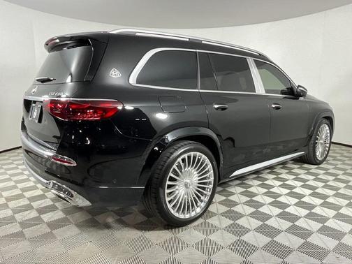 2025 Mercedes-Benz Maybach GLS 600 4MATIC