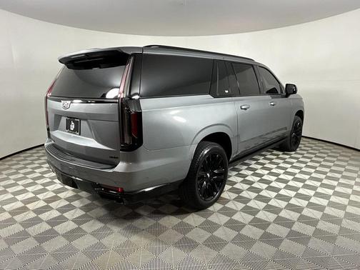 2023 Cadillac Escalade ESV Sport