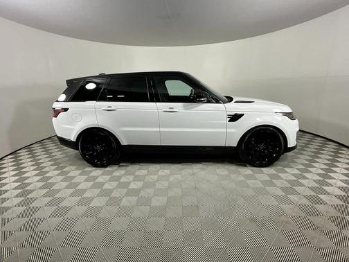 White 2022 Land Rover Range Rover Sport HSE Silver Edition