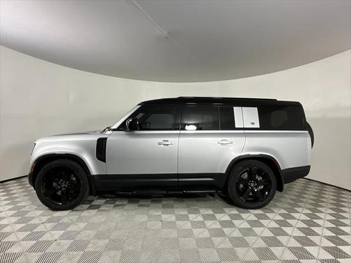 2024 Land Rover Defender 130 P400 S