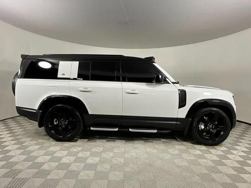 2024 Land Rover Defender 130 P400 S