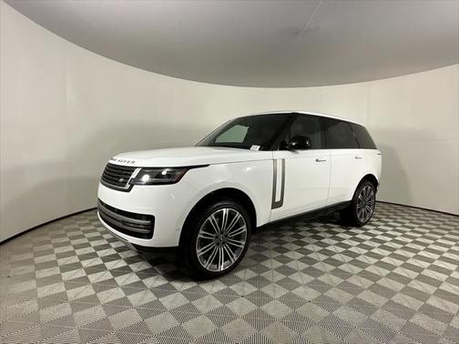 2025 Land Rover Range Rover P530 SE