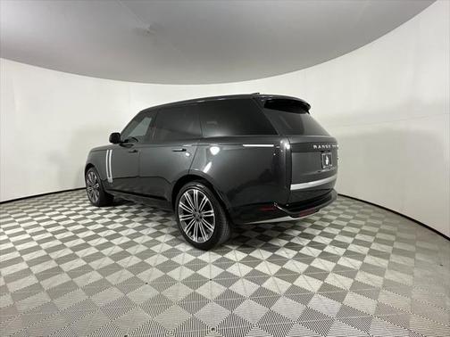 2023 Land Rover Range Rover Autobiography