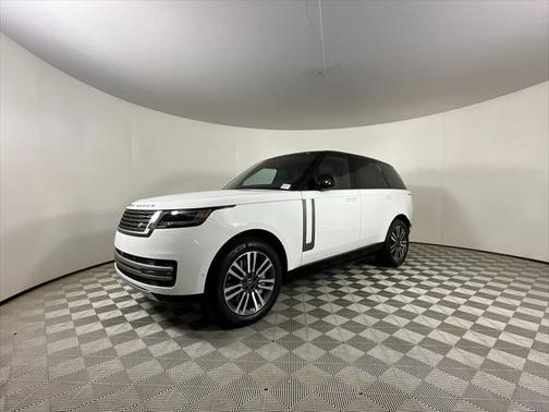 2025 Land Rover Range Rover P530 SE
