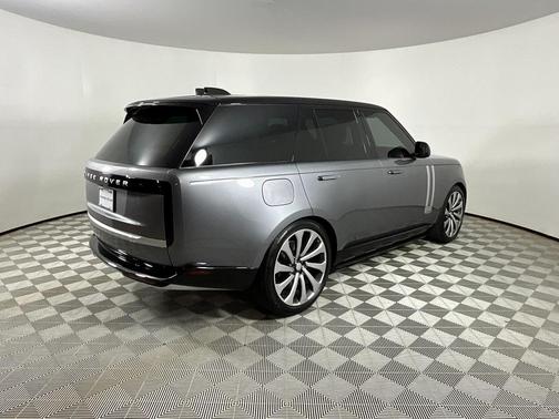 2025 Land Rover Range Rover P530 Autobiography