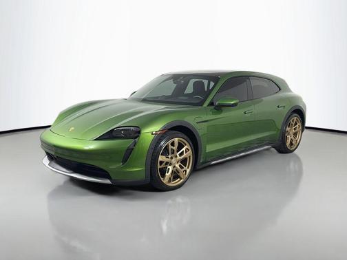 Mamba Green Metallic 2021 Porsche Taycan 4S