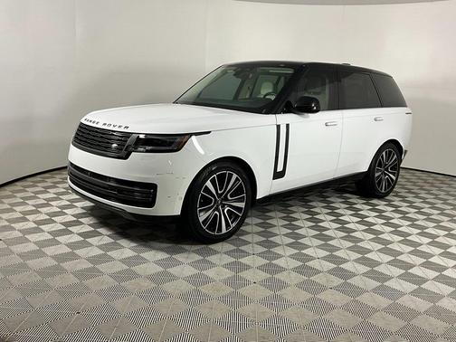 2024 Land Rover Range Rover SE