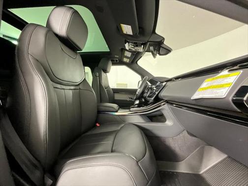 2025 Land Rover Range Rover Sport P360 S