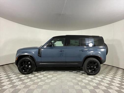 2025 Land Rover Defender 110 P400 S