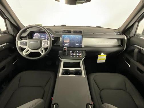2025 Land Rover Defender 110 P400 S