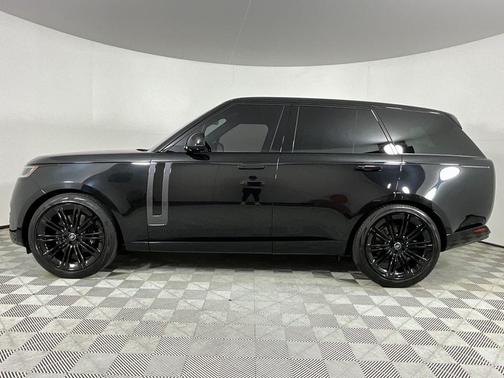 2025 Land Rover Range Rover P530 SE