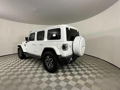 2024 Jeep Wrangler 4-Door Sahara 4x4