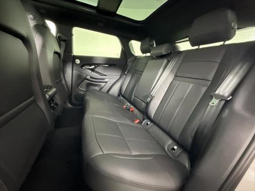 2026 Land Rover Range Rover Evoque Dynamic SE