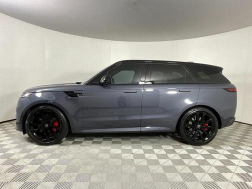 2023 Land Rover Range Rover Sport First Edition