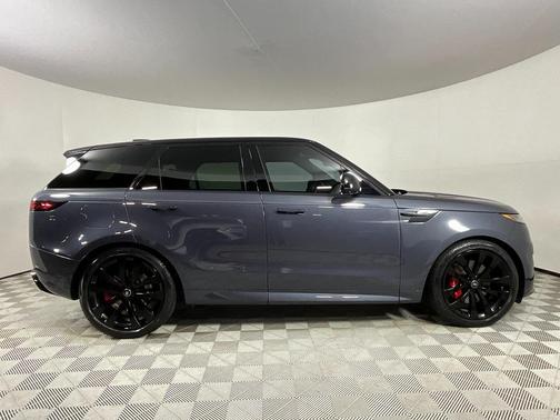 2023 Land Rover Range Rover Sport First Edition