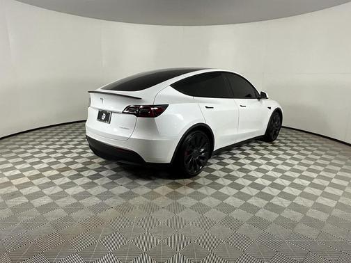 2023 Tesla Model Y Performance Dual Motor All-Wheel Drive