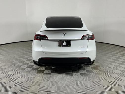 2023 Tesla Model Y Performance Dual Motor All-Wheel Drive