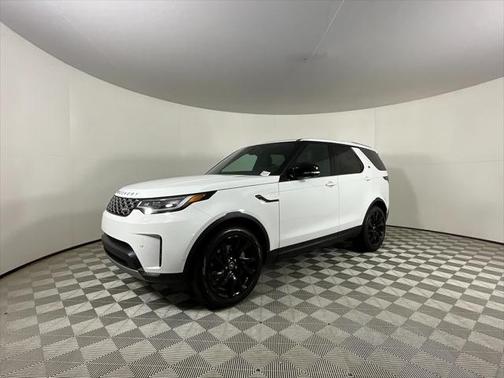 2025 Land Rover Discovery P300 S