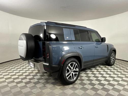 2020 Land Rover Defender 110 HSE