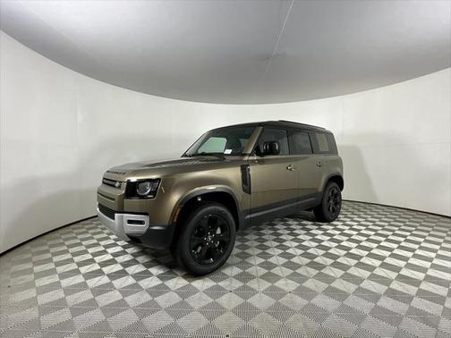 2025 Land Rover Defender 110 P300