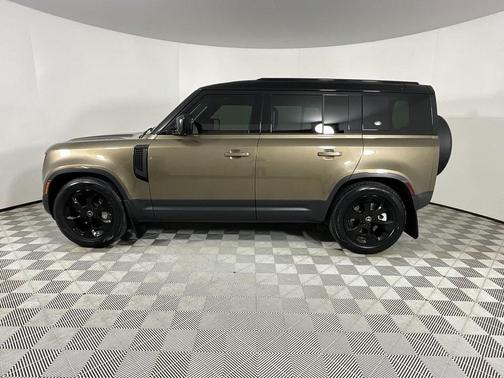 2024 Land Rover Defender 110 P400 S