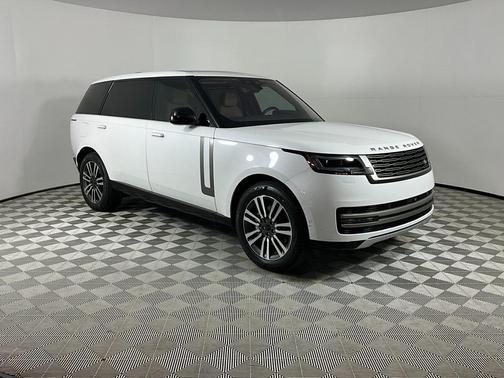 2022 Land Rover Range Rover P400 SE