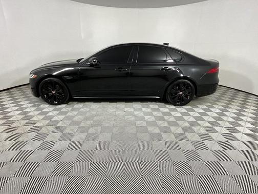 2022 Jaguar XF R-Dynamic SE P300 AWD Automatic