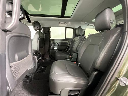 Woolstone Green Metallic 2026 Land Rover Defender X-Dynamic SE