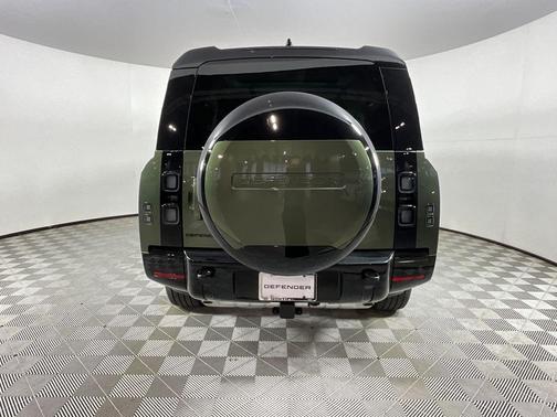 Woolstone Green Metallic 2026 Land Rover Defender X-Dynamic SE